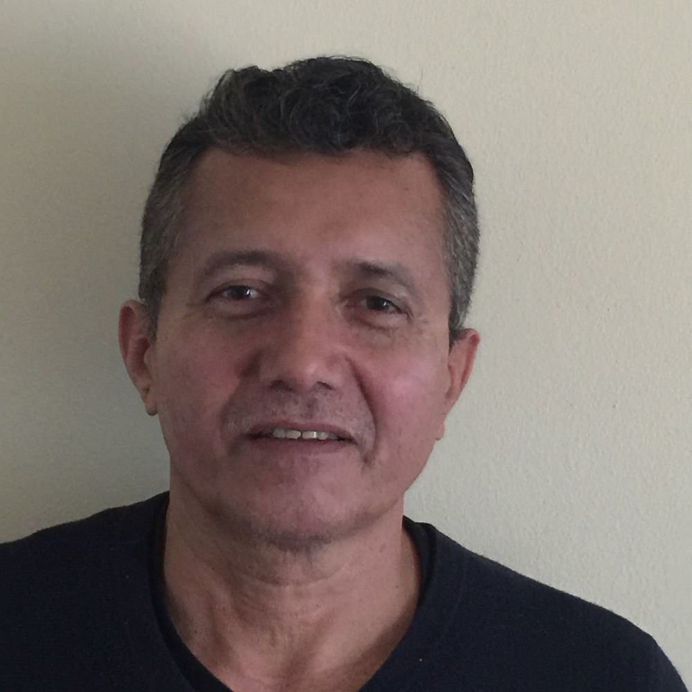 Meet your Posher, Carlos